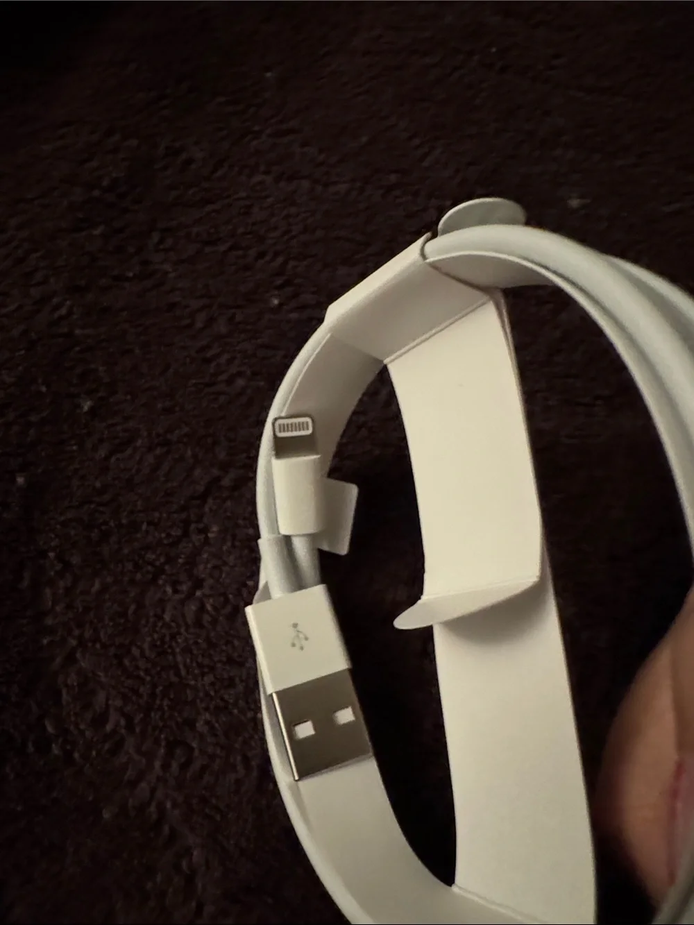Apple white magnetic